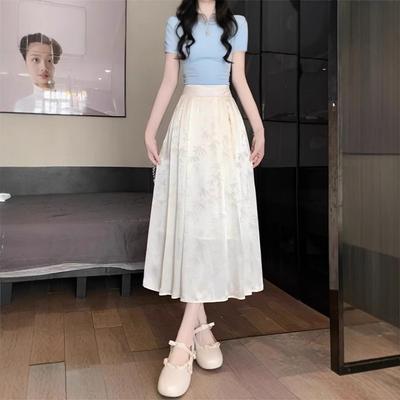 Sie können einen modifizierten Hanfu-Rock für die tägliche Arbeit tragen, für Damen Sommer Neu Jacquard und schlanker chinesischer Stil mittellanger Faltenrock