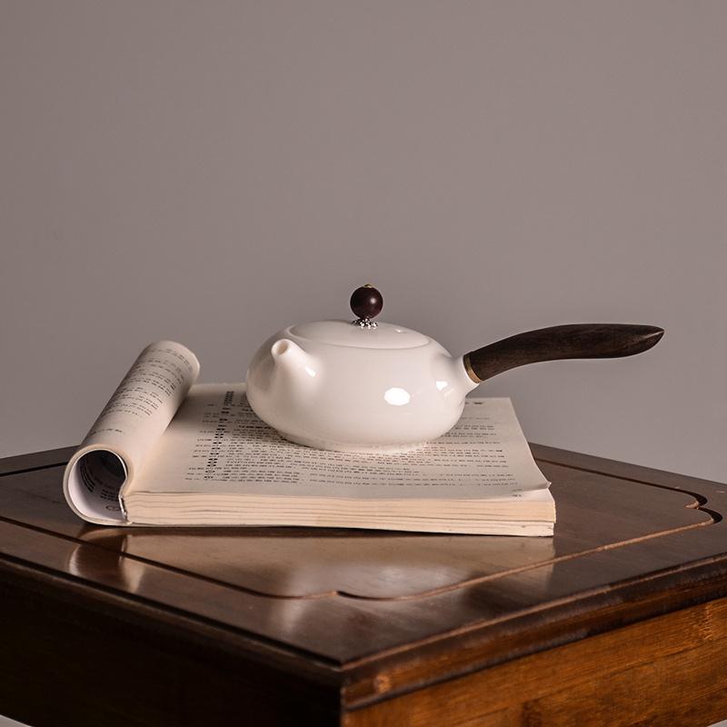200ml Sheep Fat Jade Porcelain Wooden Handle Side Handle Teapot Ceramic Kung Fu Tea Set