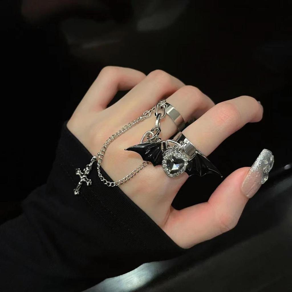 Y2K Black Devil Wings Cross Ring - Trendy Dark Style for Hot Girl Subculture