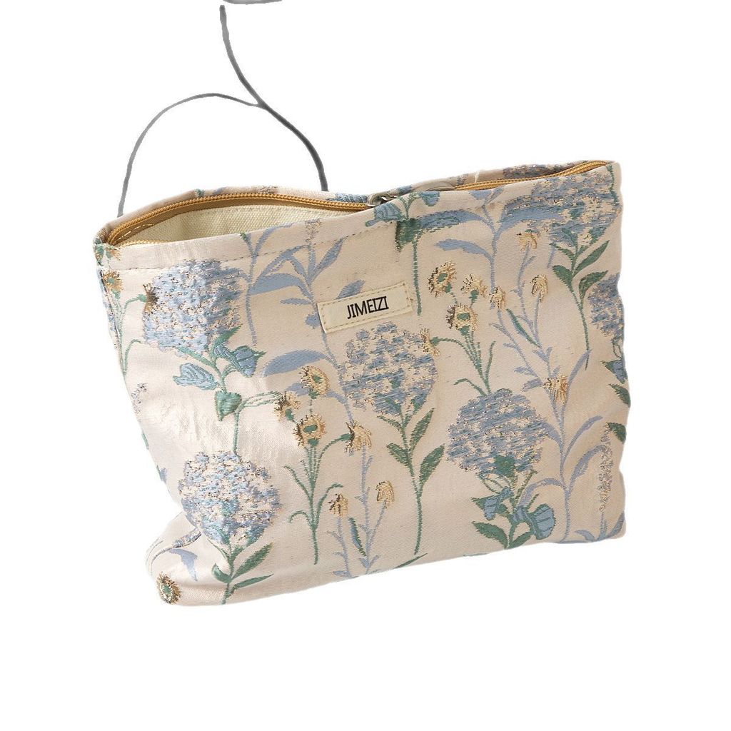 Floral Embossed Makeup Bag With Large Capacity For Daily Use And Travel Storage