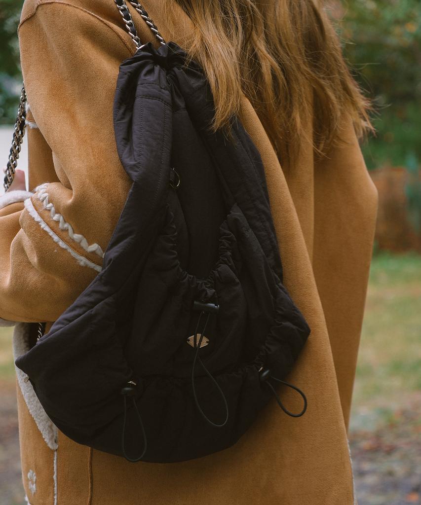 Yuppe Ribbon Chain BackpackBlack