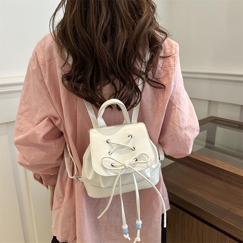 Women's simple and fashionable backpack new versatile go out make-up bag schoolbag