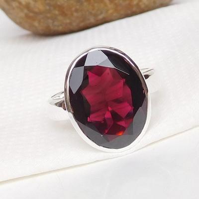 Red Garnet Gemstone Ring, Handmade Designer Ring, 925 Sterling Silver, Statement Ring, Birthstone Ring, Oval Ring