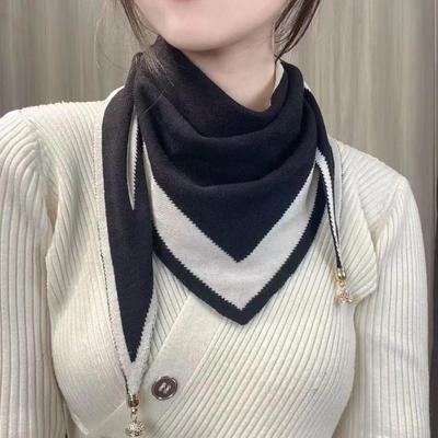 2023 Autumn/Winter Double-Sided Knitted Triangle Shawl and Neck Protection