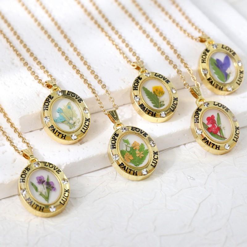 Elegant Oval Pendant Necklace With Real Preserved Rose Flower Women Sweet Romantic Jewelry Valentines Day Gift