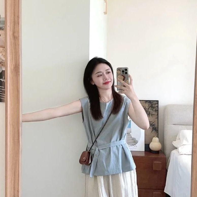

Chic 2026 Summer Two-Piece Set: Sleeveless Waist-Cinching Top & Wide-Leg Pants for Women M [95-110 lbs]