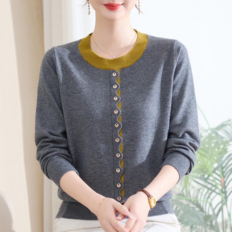 

Spring 2026 Loose Plus Size Knitwear for Middle-aged and Elderly Women - Thin Long-Sleeve Base Layer Top 3XL (120-130 lbs)