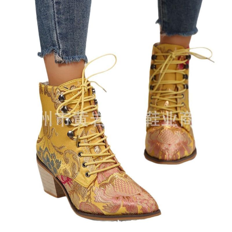 Large size thick heel pointed high heel embroidered Martin boots women's autumn and winter new embroidered women's short boots