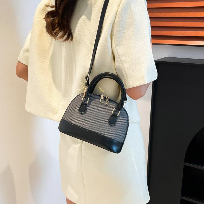 Summer new texture women's personalized shoulder messenger bag niche design casual simple fashion shell bag