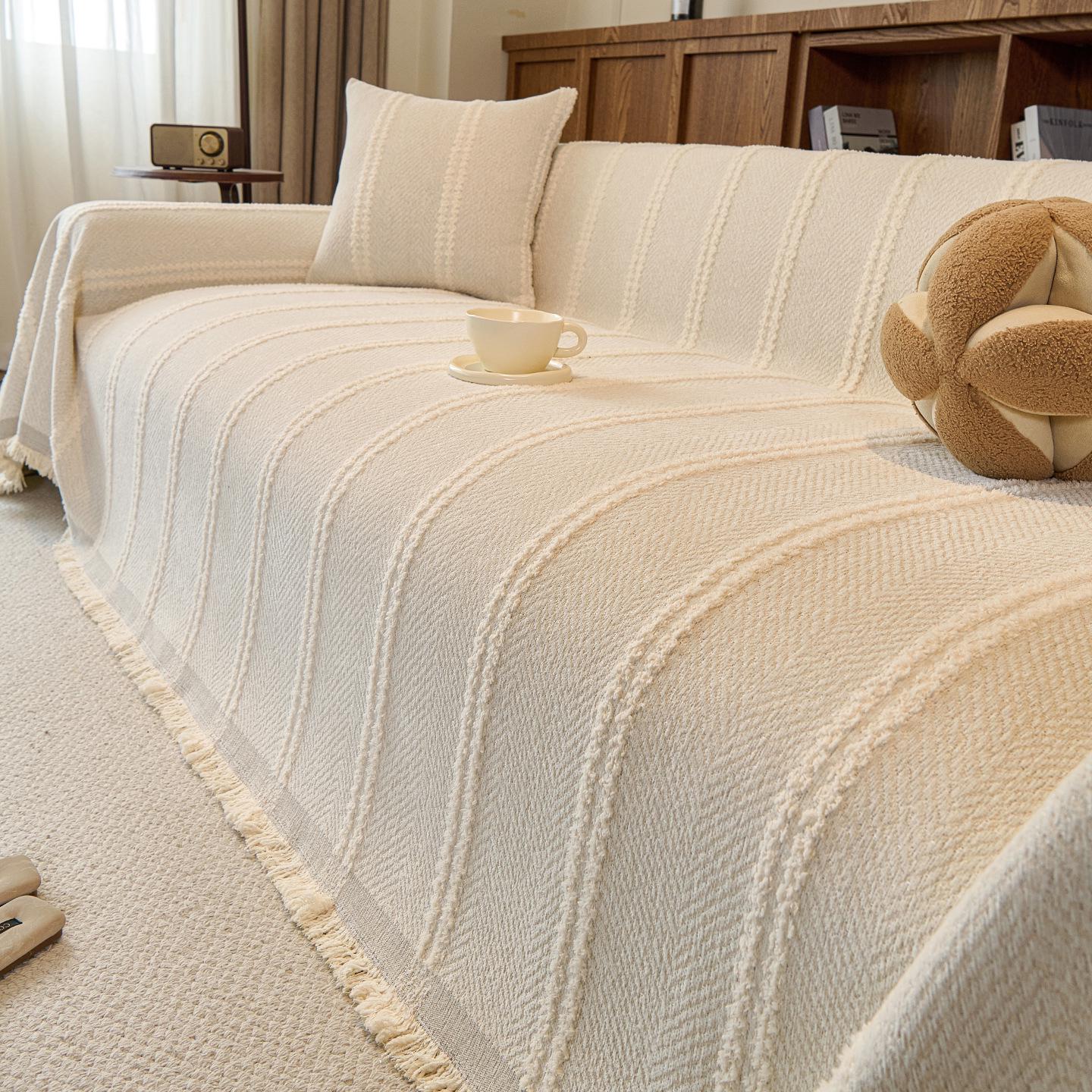 Mid-Century Minimalist Chenille Sofa Cover with Herringbone Pattern - Non-Slip Universal Fit for Four Seasons 45x45 cm Pillowcase 1350₽