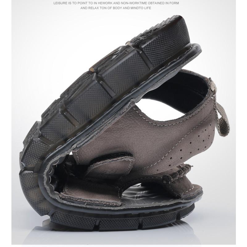 Fashion Summer Cowhide Hollow Thick Soled Outdoor Beach Man Sandals Designer New Soft Sole Fashion Men's Shoes Sandalias Hombre Verano