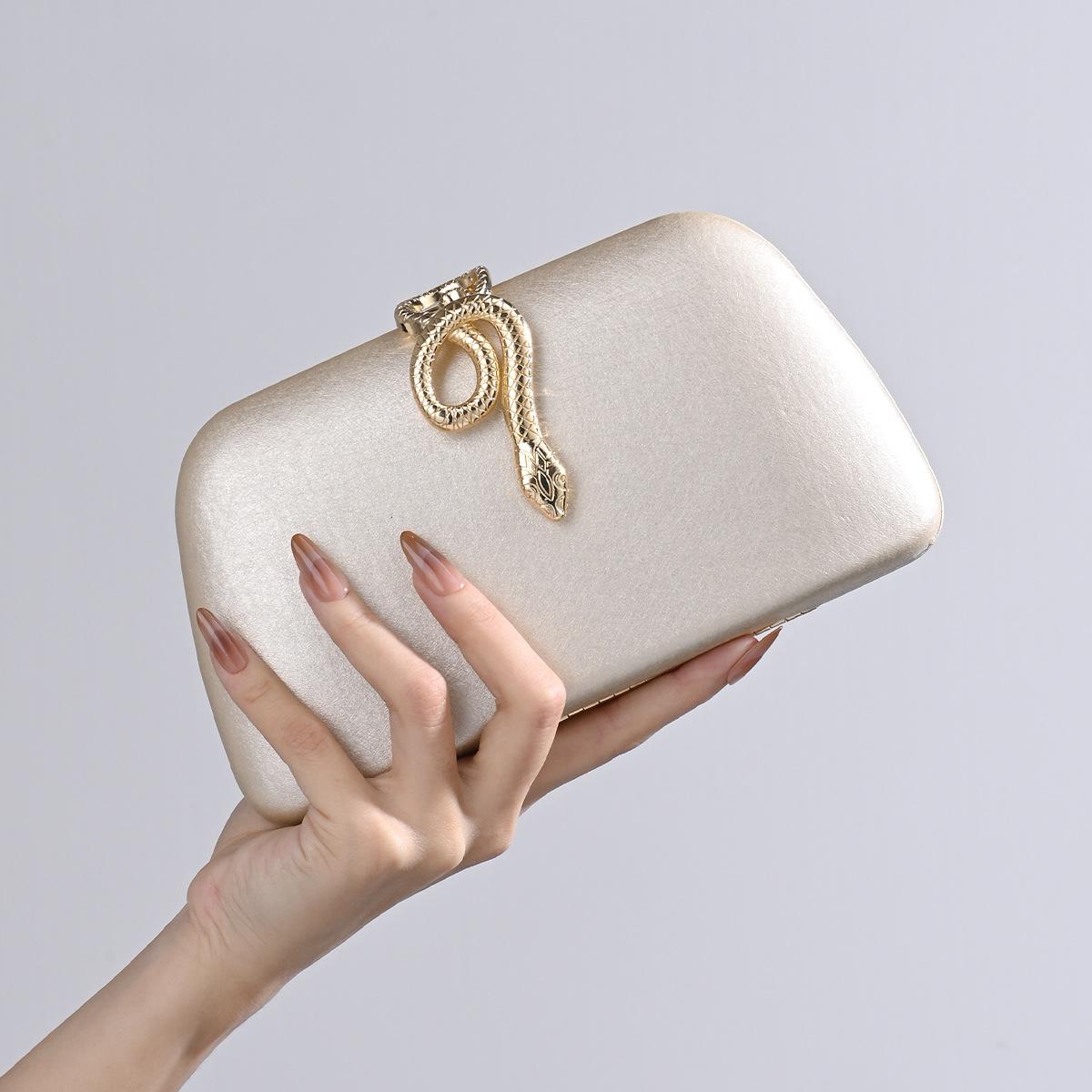 

2025 New Metal Snake-ape Design Handbag Crossbody Chain Banquet Bag Faionable Unique Sle Evening Gown Clutch Bag золотой