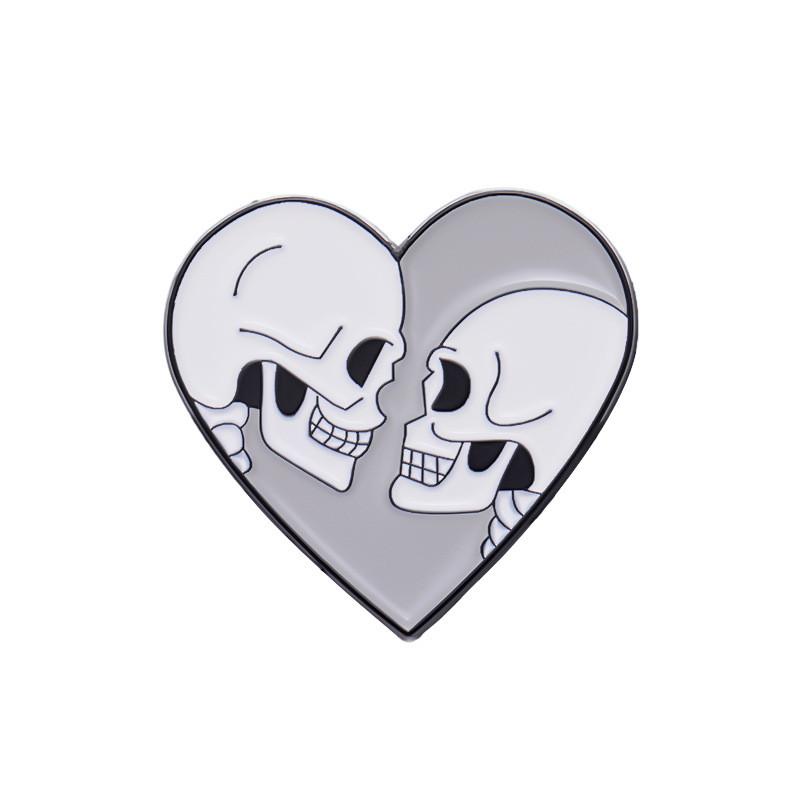 Creative Heart Shaped Metal Brooch With Unique Flame And Skull Design For Trendy Style