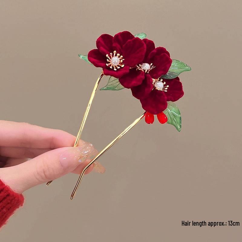 Elegant Red Rose Tassel Hairpin - U-shaped Hair Accessory for Women, Perfect for Updos and Traditional Attire.