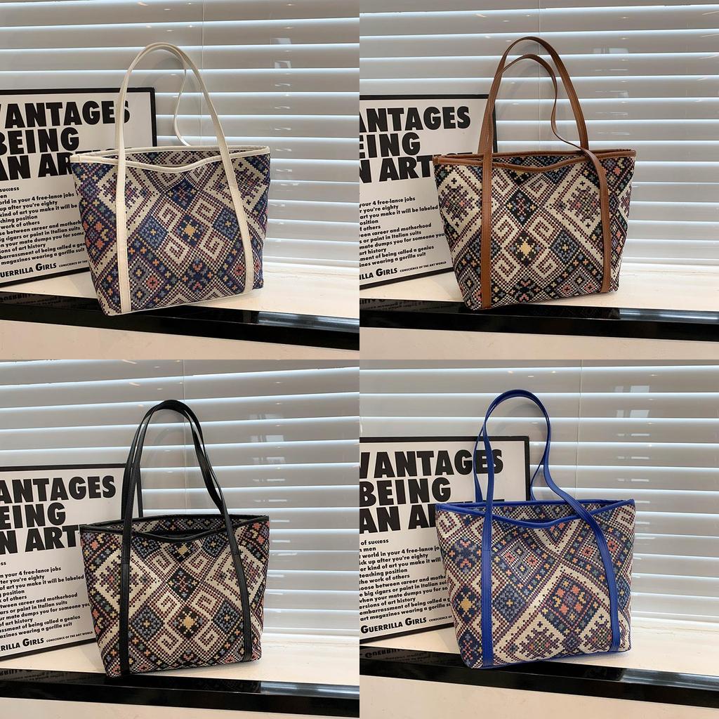 Pu Large Tote Bag For Women With Printed Design And Multiple Pockets For Daily Use
