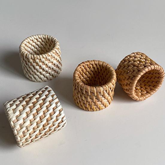 Rattan Woven Napkin Ring Handmade Rustic Napkin Ring Reusable Napkin Holder Table Decor for Wedding Party Everyday Use