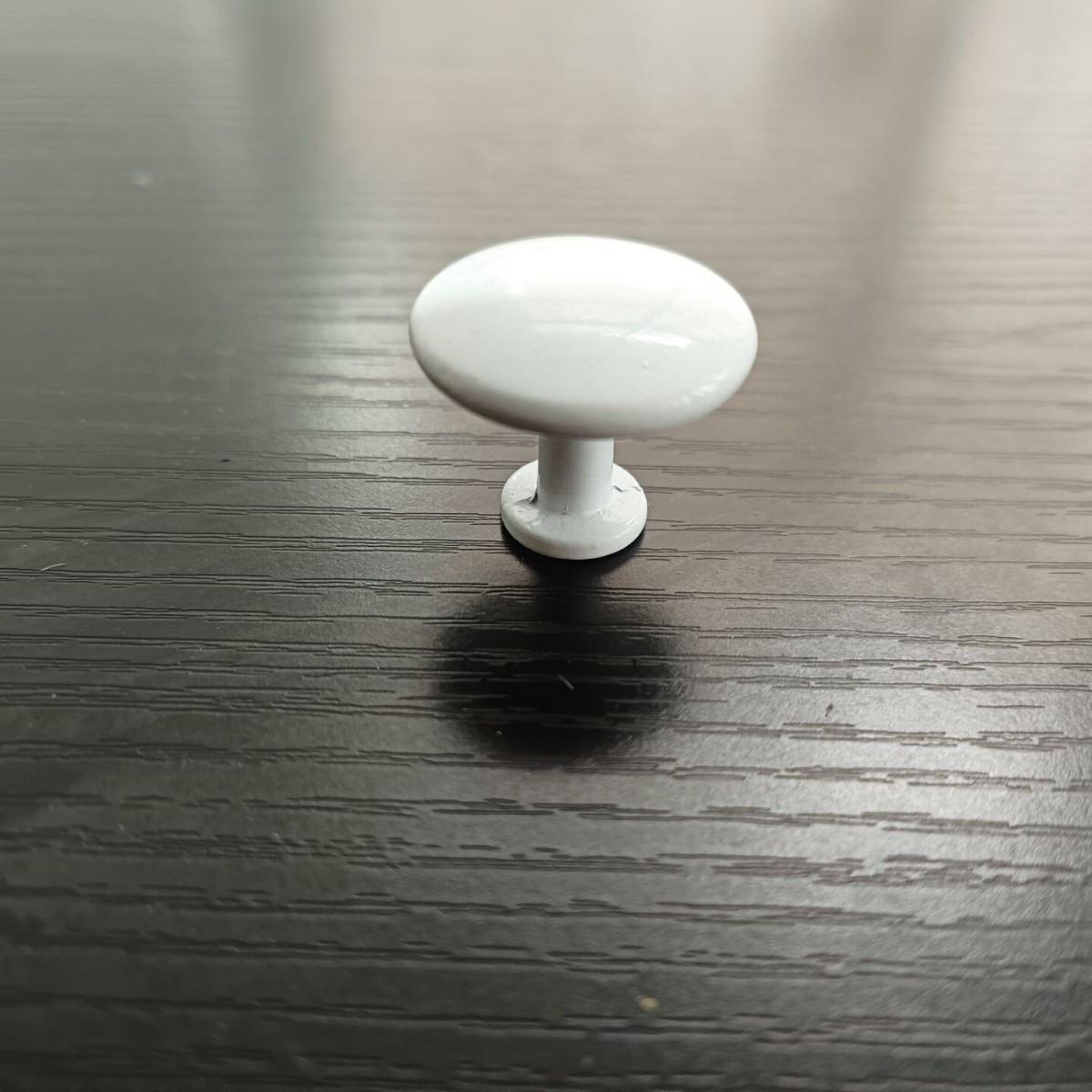 

Золотые круглые ручки-пуговицы из алюминиевого сплава для шкафов, обувниц и гардеробов, черная мебельная фурнитура с ручками с одним отверстием.