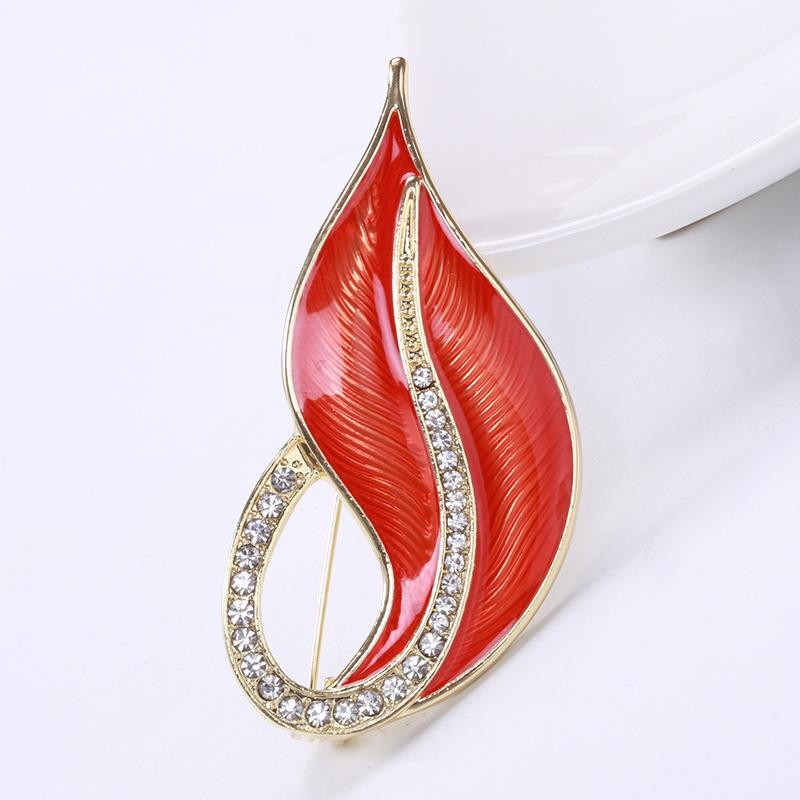 

Versatile Leaf Brooch High-End Fashion Leaf Pin Women S Clothing Accessories Corsage оранжевый