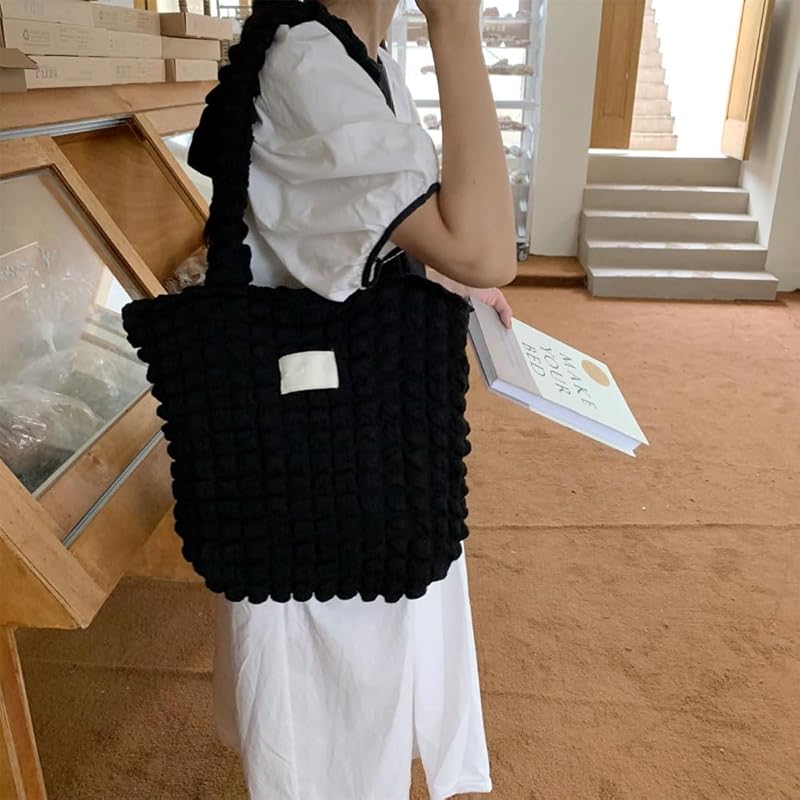 [EOMECUIGAO] popcorn bag tote bag ladies With zipper shoulder bag large capacity Popularity commute quilted tote bag (black)