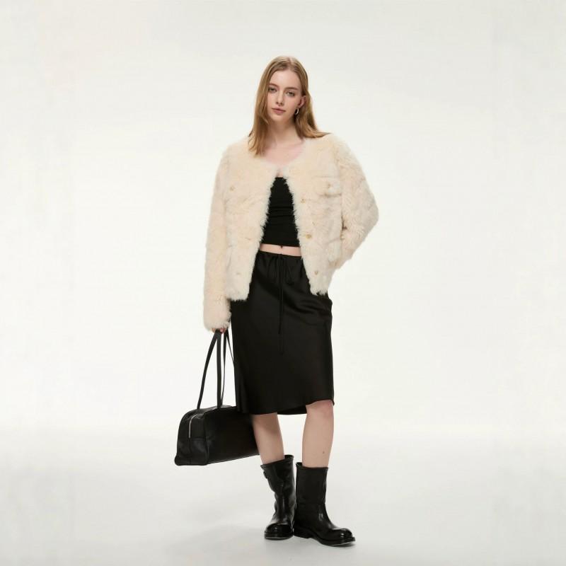 Womens Short Faux Fur Coat 2026 Winter Round Neck OL Commute Style Casual Daily Wear
