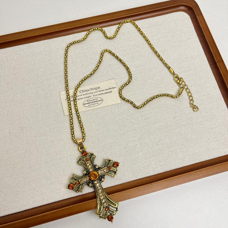 

Gold Rhinestone Cross Long Necklace Female Sweet Cool Niche Design Clavicle Chain Neck Chain