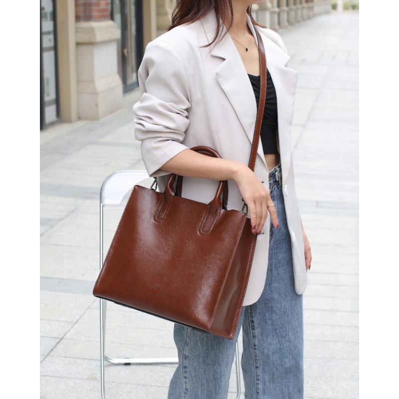 

Новая высококачественная сумка-тоут большой вместимости, европейская и американская ретро-сумка для ношения в руке и через плечо