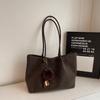Winter new retro personalized shoulder large bag casual soft women's bag simple texture large capacity commuter bag