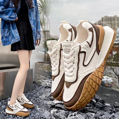 Retro Forrest Gump Sapatos Femininos Primavera Novo Casual Sola Grossa All-Match Esportes Pé Mostrando Sapatos Little Daddy