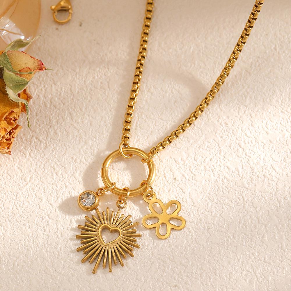Elegant 18K Gold-Plated Sun Pendant Heart Necklace - Stainless Steel Women's Jewelry