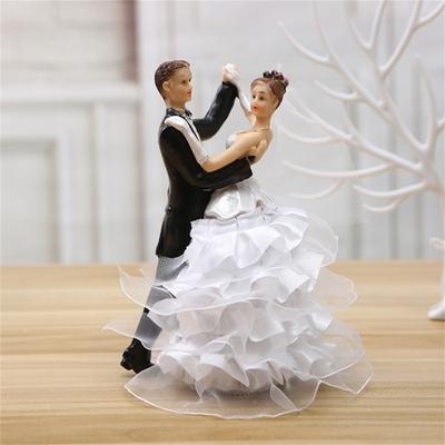 Hochzeitspaar Puppe Romantisch Entzückend Harz Feine Handwerkskunst Hochzeitspaar Figuren Kuchenaufsatz für Party