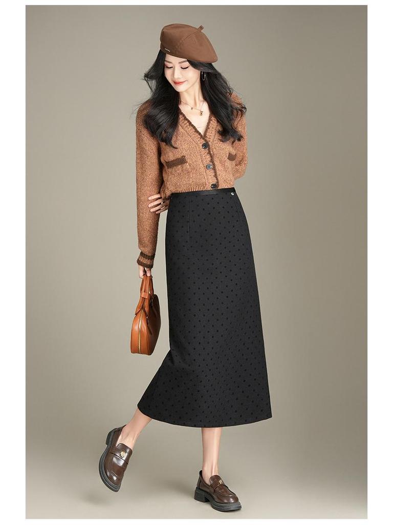 2025 Korean Grey Polka Dot Wool A-Line Skirt: Women's Autumn/Winter Straight Cut, Mid-Length with Back Slit
