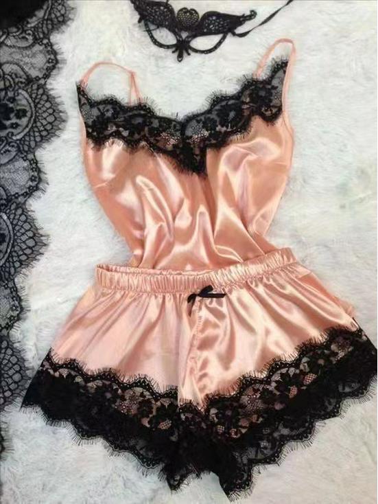 

European & American Hot-Selling Sheer Lace Lingerie Camisole Pajama Set Medium