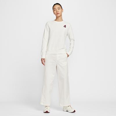 Nike Sweatshirts Women's White Crew Neck Moderate Regular
