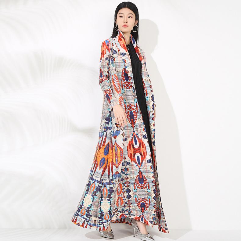 Pleated Printed Long Trench Coat for Women - 2025 Spring Lapel Loose Fit Plus Size Long Sleeve Robe