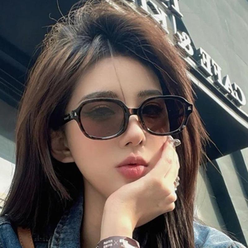 Vintage Retro Style Folding Sun Glasses Oval Shape UV Protection Men Sunglasses Travelling Hiking Foldable Sunglasses