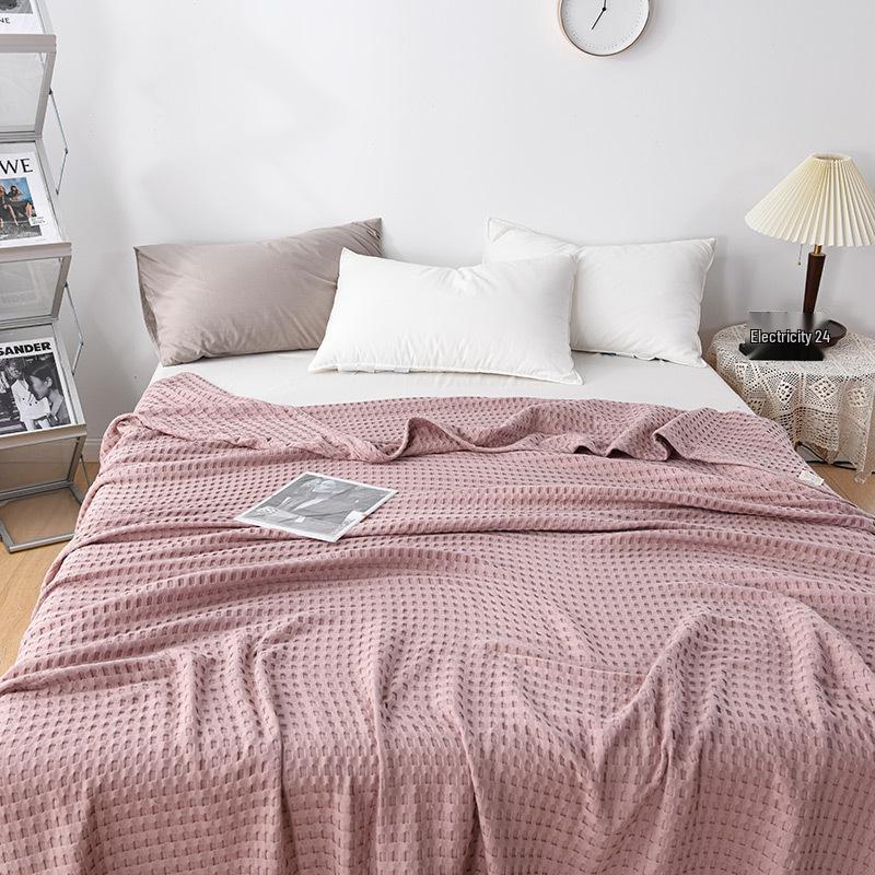 Skin-Friendly Waffle Weave Breathable Air Conditioning Blanket