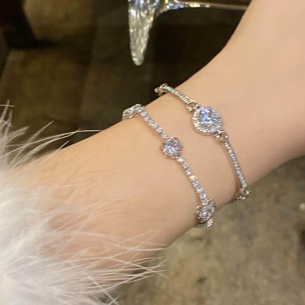 Fashionable Zircon Floral Bracelet In Gold Silver For Womens Casual And Formal Outfits