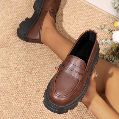 Chaussures pour femmes à semelles épaisses, automne 2024, nouveau style britannique polyvalent, mode rétro, grande taille, semelle muffin, chaussures simples