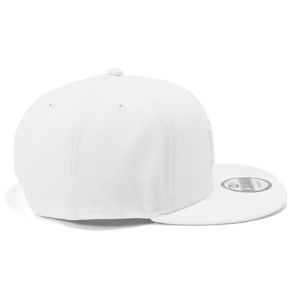 New Era 950 NEYYAN Flat Visor Size White/White Cap, MLB, 25J, M/L