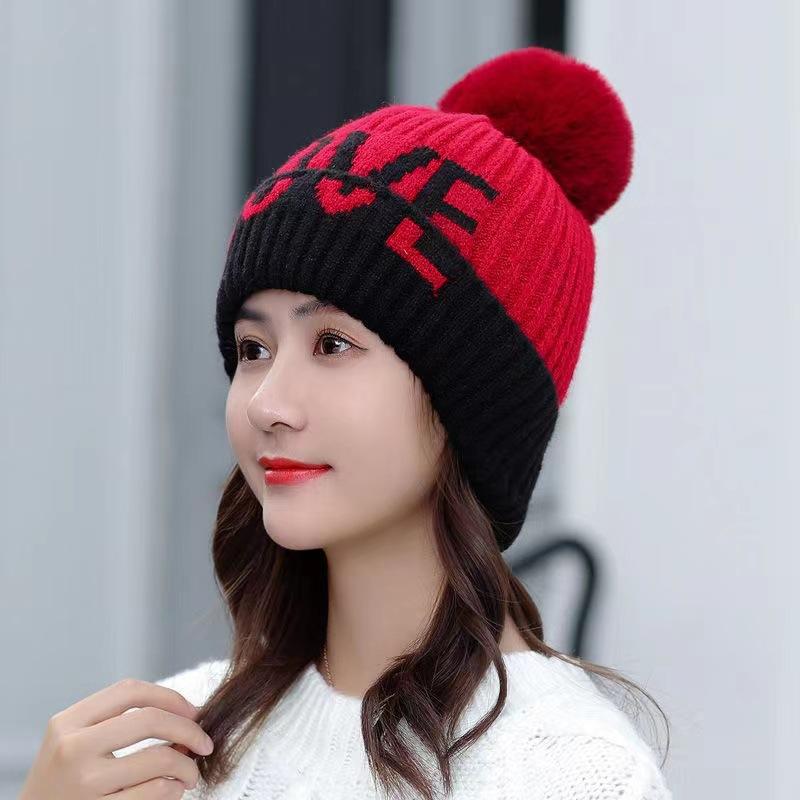 

Шапка жіноча нова зимова оксамитова в язана вітрозахисна потовщена тепла шарф набір з двох предметів захист від холоду захист вух вовняна шапка