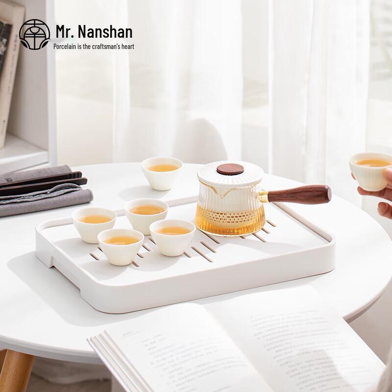 

Chinese Ceramic Kung Fu Tea Set - Dongli Collection