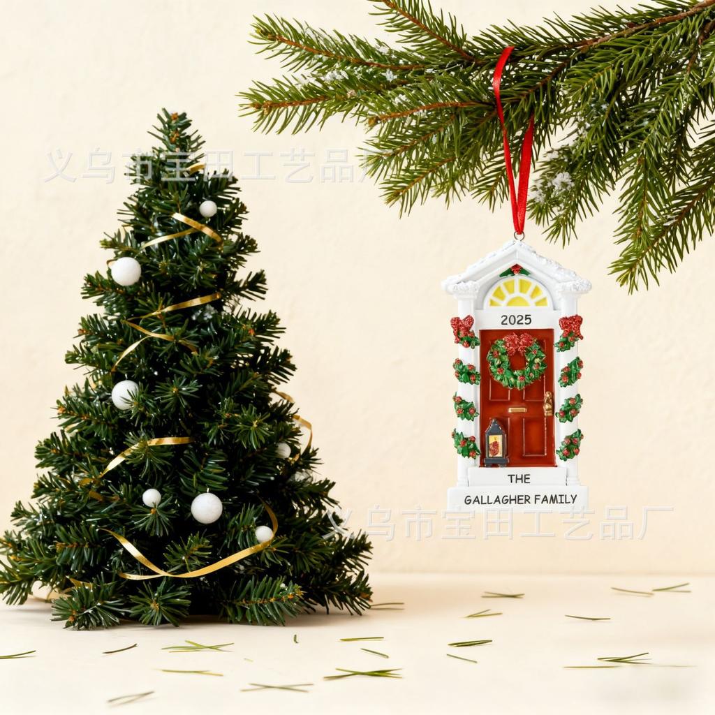 Creative resin statue christmas house ornaments christmas home garden christmas tree ornaments