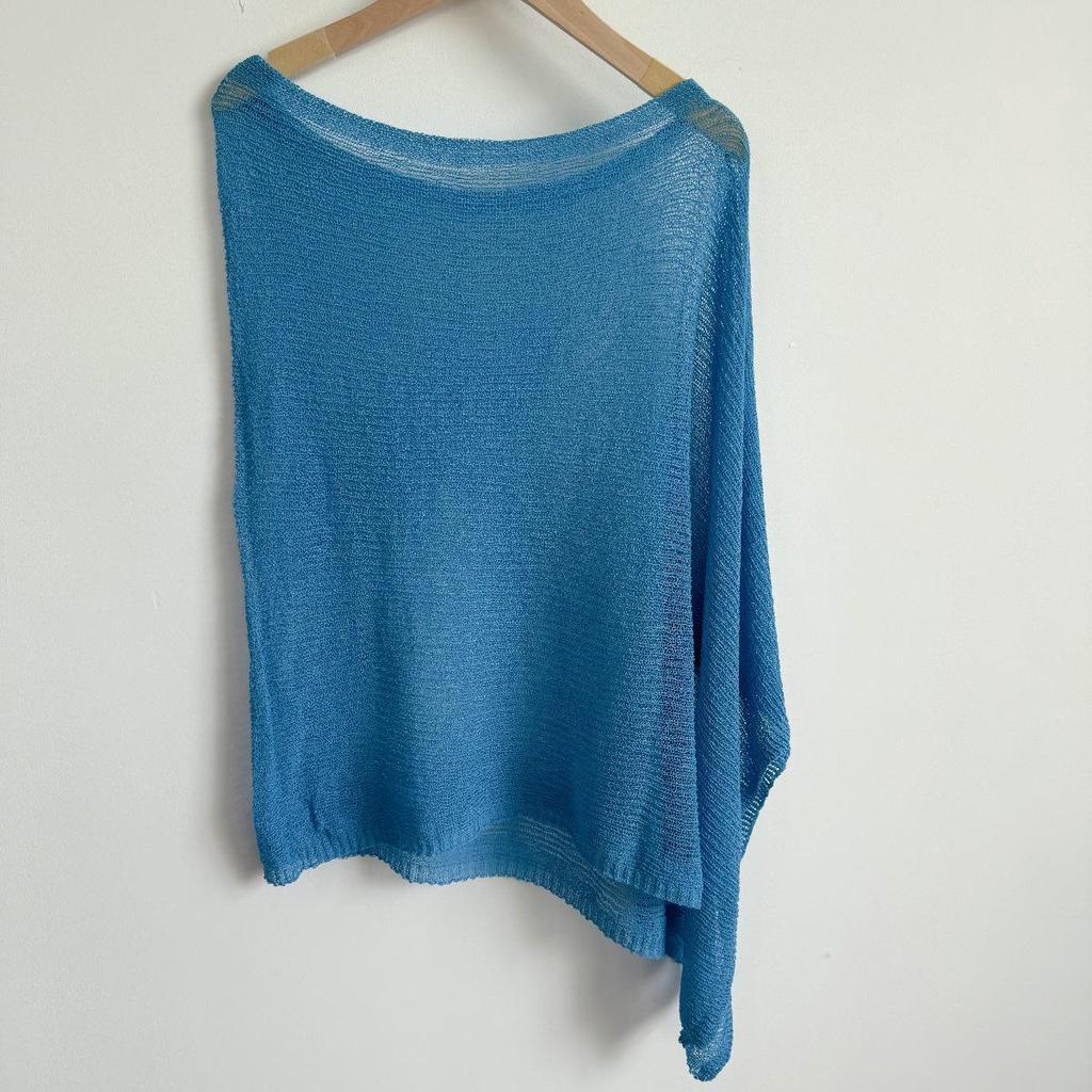 Vícesměrný otevřený pletený pončo šál s tílkem