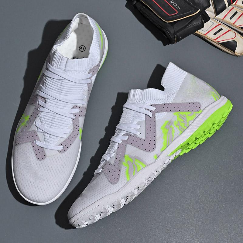Factory Custom Men's and Women's Football Shoes High Top Game Sports Artificial Grass Splinters Training Football Soccer Shoes
