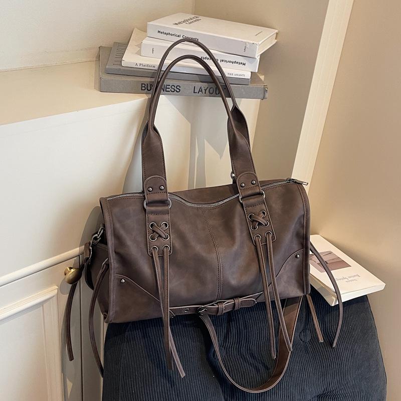 2026 Retro Motorcycle Crossbody Bag: Stylish & Spacious One-Shoulder Handbag for Women