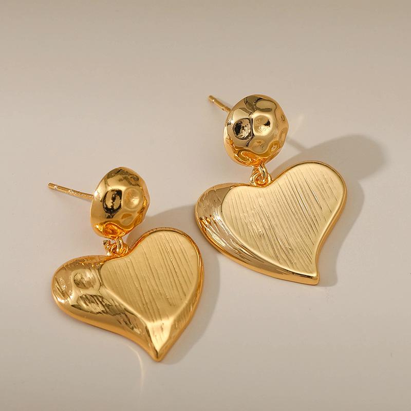 Vintage Solid Heart Pendant 18k Gold Plated Brass Fashion Stud Earrings