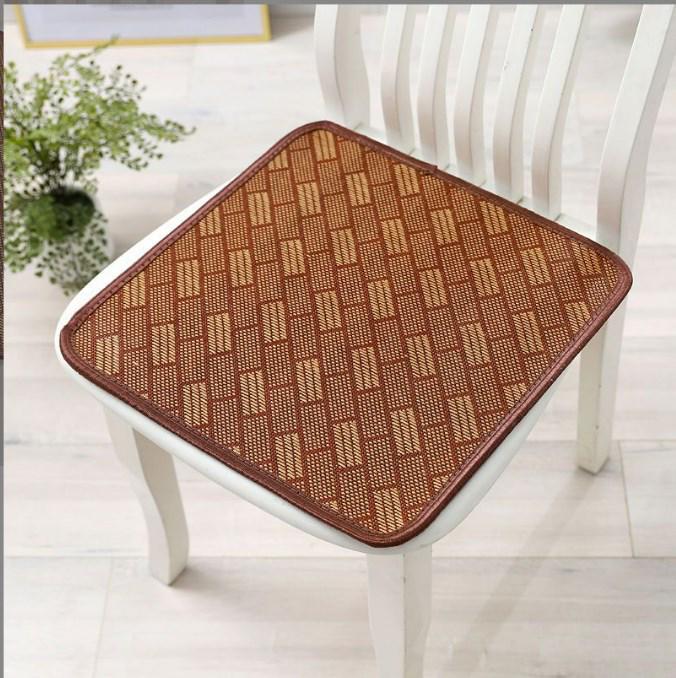 

Rattan Anti-Slip Ice Silk Seat Cushion - Cool, Breathable Cushion for Office, Car, and Computer Chairs. 30x30 cm