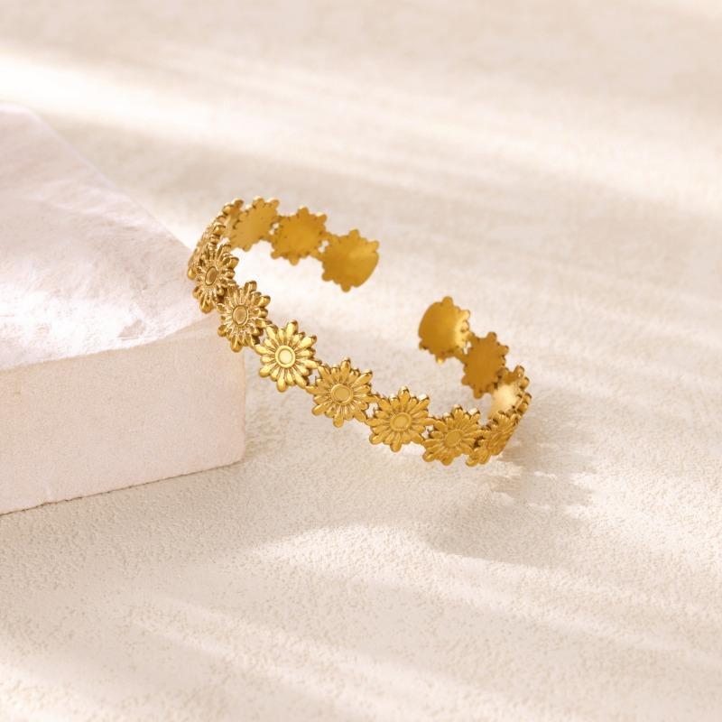 Hot Sale Sun Star Lines Titanium Steel Bracelet Personality Popular Opening Adjustable Oil Pressure Bracelet