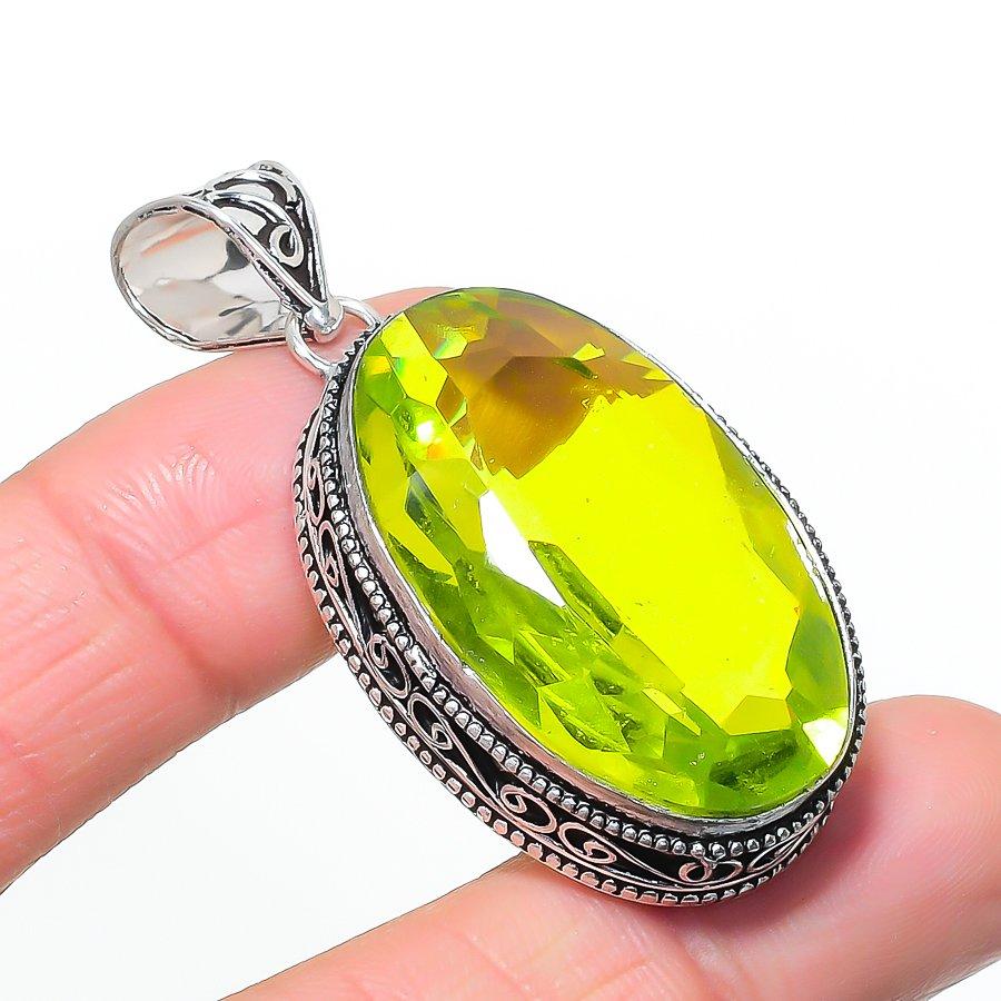 Natural Peridot Gemastone 925 Sterling Silver Jewelry Pendant 2.17 AP-14496