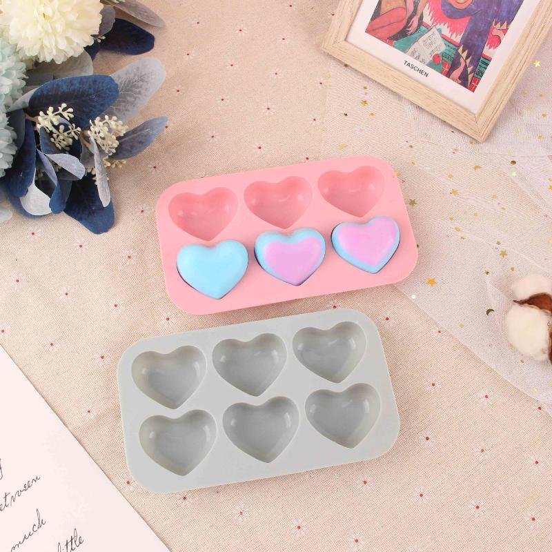 6-Kammer-Valentinstag-Herz-Silikon-Backform Liebe Schokolade Süßigkeiten Keks Eisform Niedliche Geschenke Seifenkerzen-Herstellungsset